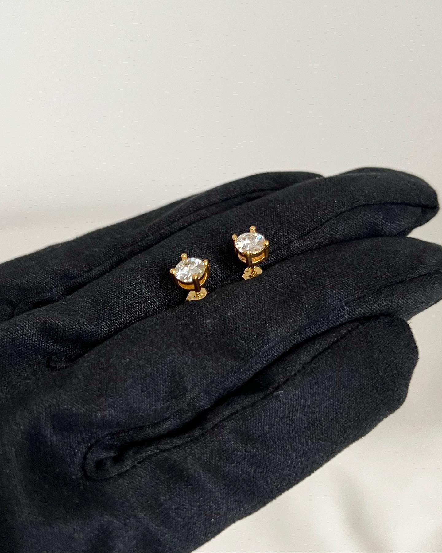 18K Solid Gold Moissanite Stud Earrings: 5MM Brilliant Cut