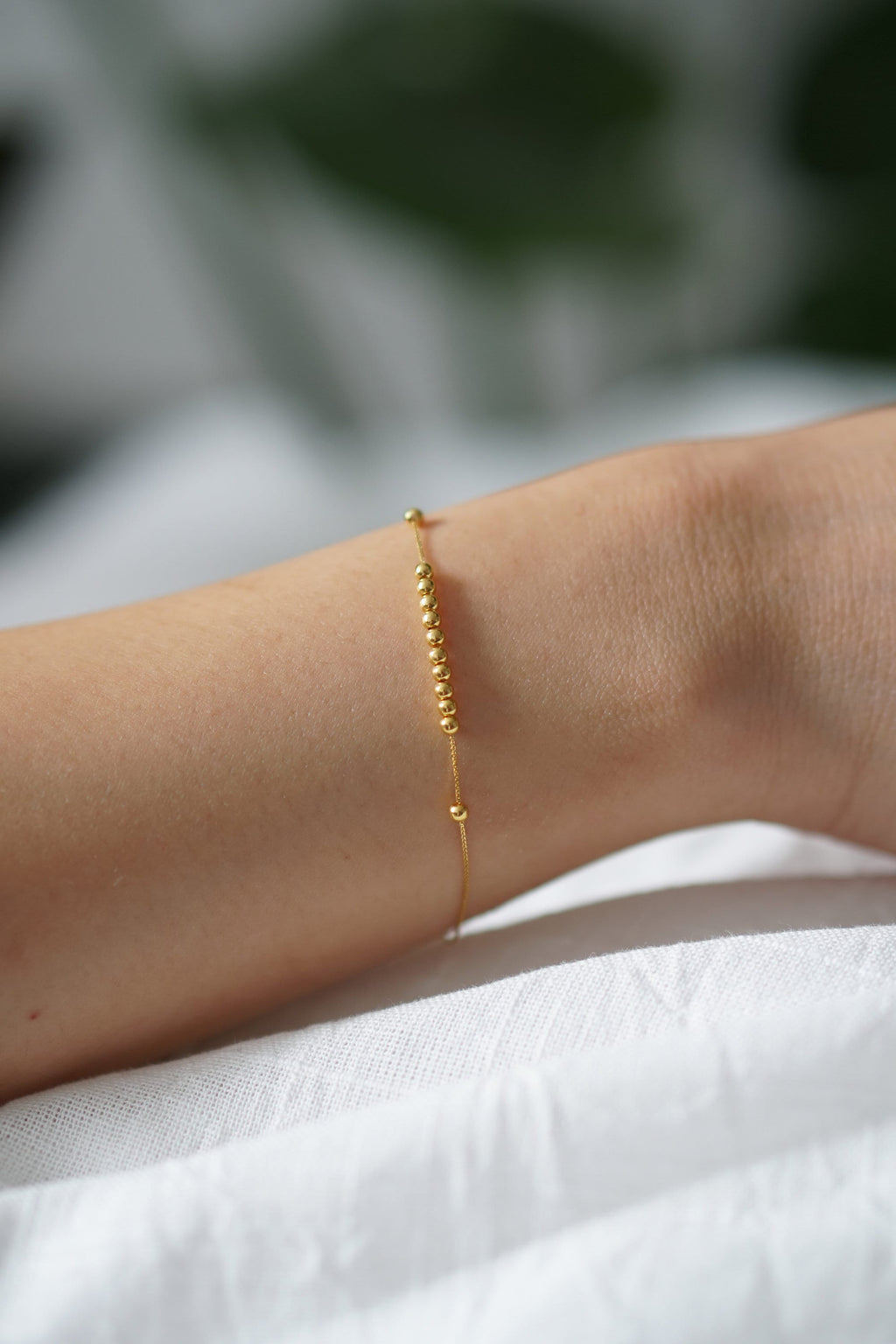 18K Solid Gold Running Beads Bracelet, Adjustable Gold Bracelet, Dainty Minimalist Jewelry, Gift for Her, Au750 Beaded Bracelet