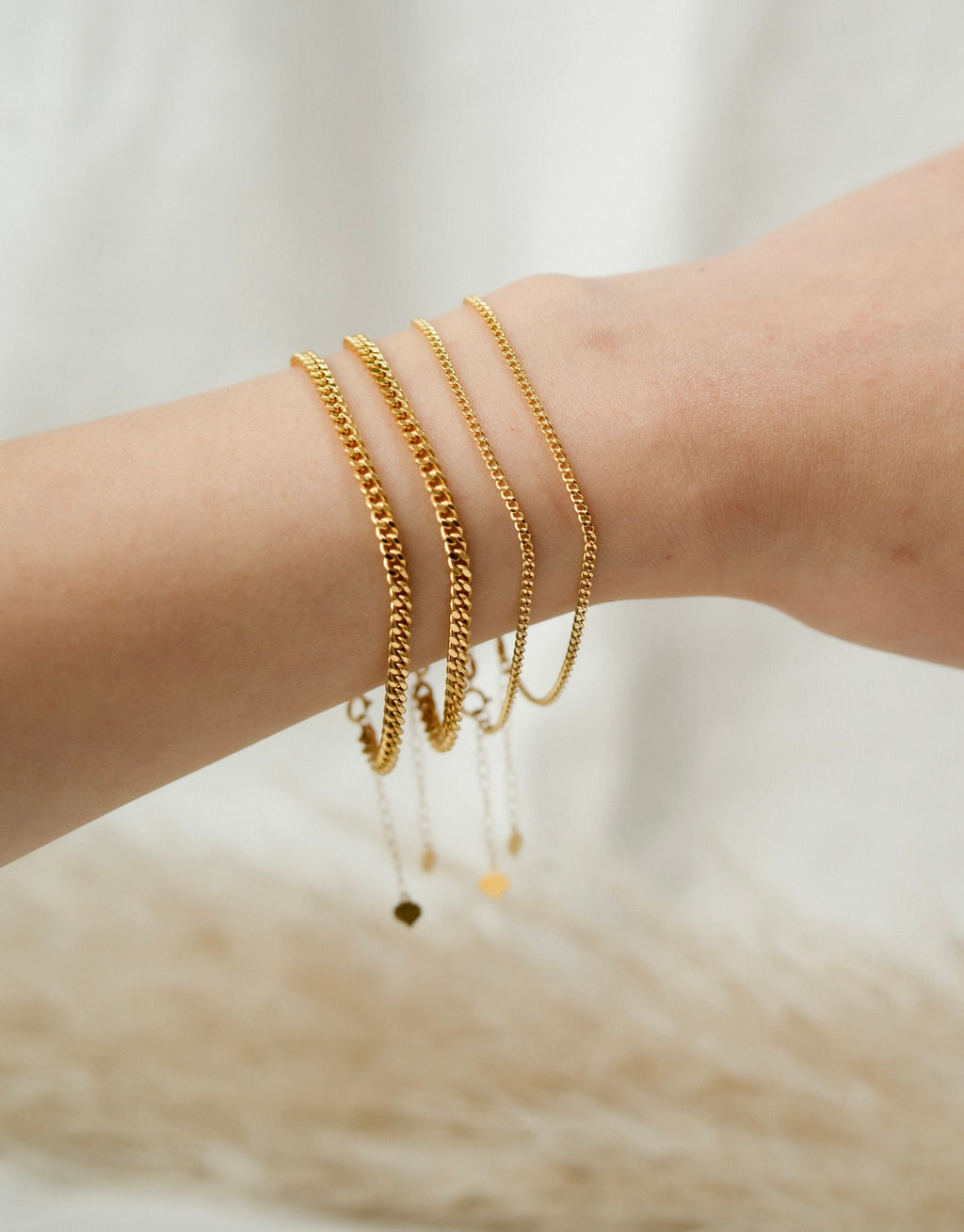 18K Solid Gold Curb Bracelet, Adjustable Gold Chain Bracelet, Dainty Minimalist Bracelet, Gift for Her